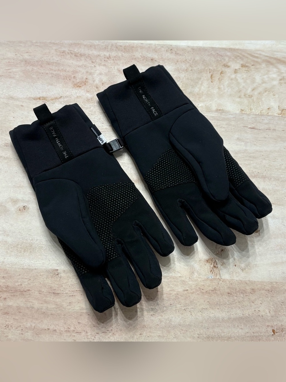 THE NORTH FACE U|R Powered Gloves - Picture 2 of 5